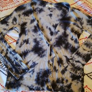 Blue type dye cardigan